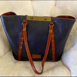 Like new Patricia Nash handbag